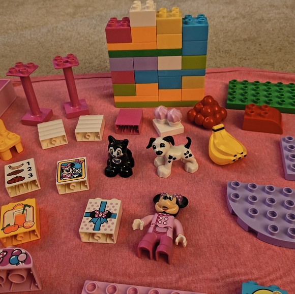 Duplo Block Sets Frozen Elsa and Minnie  Mouse - Picture 5 of 8